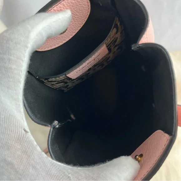 SALVATORE FERRAGAMO Baby Pink Gancini Mini Shopper Tote with dustbag - Picture 7 of 15